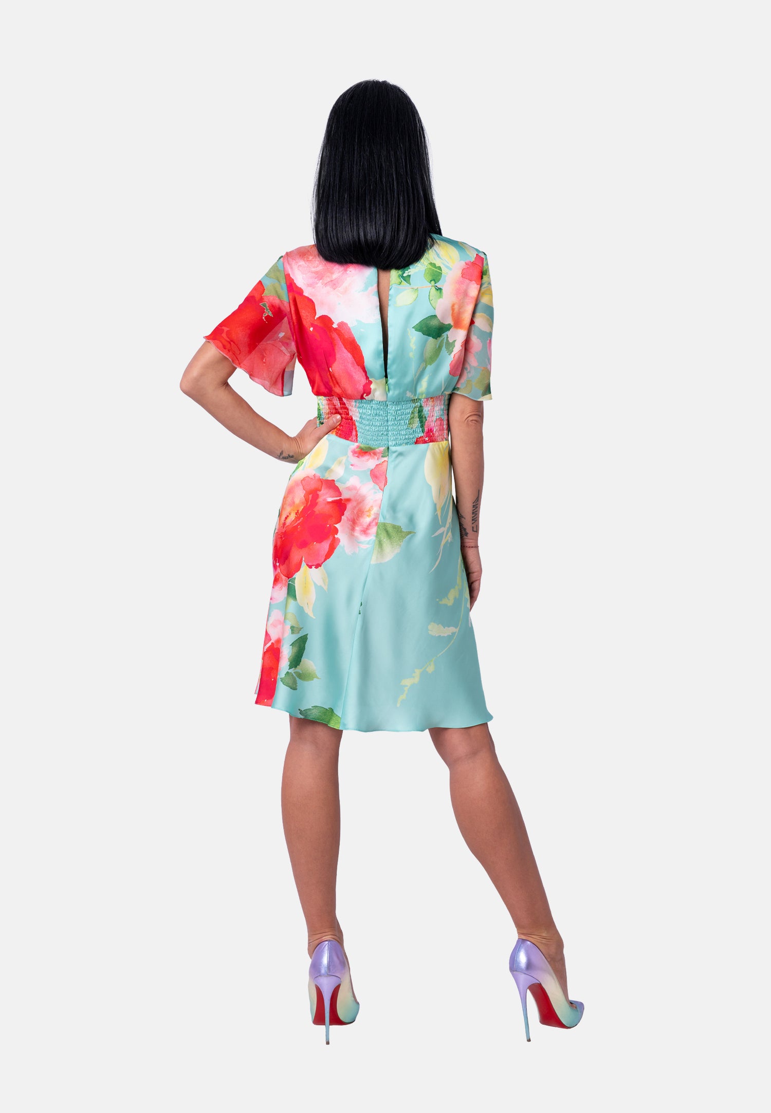 Florales Midikleid mit V-Ausschnitt Mint | Jardin by Birds of Love