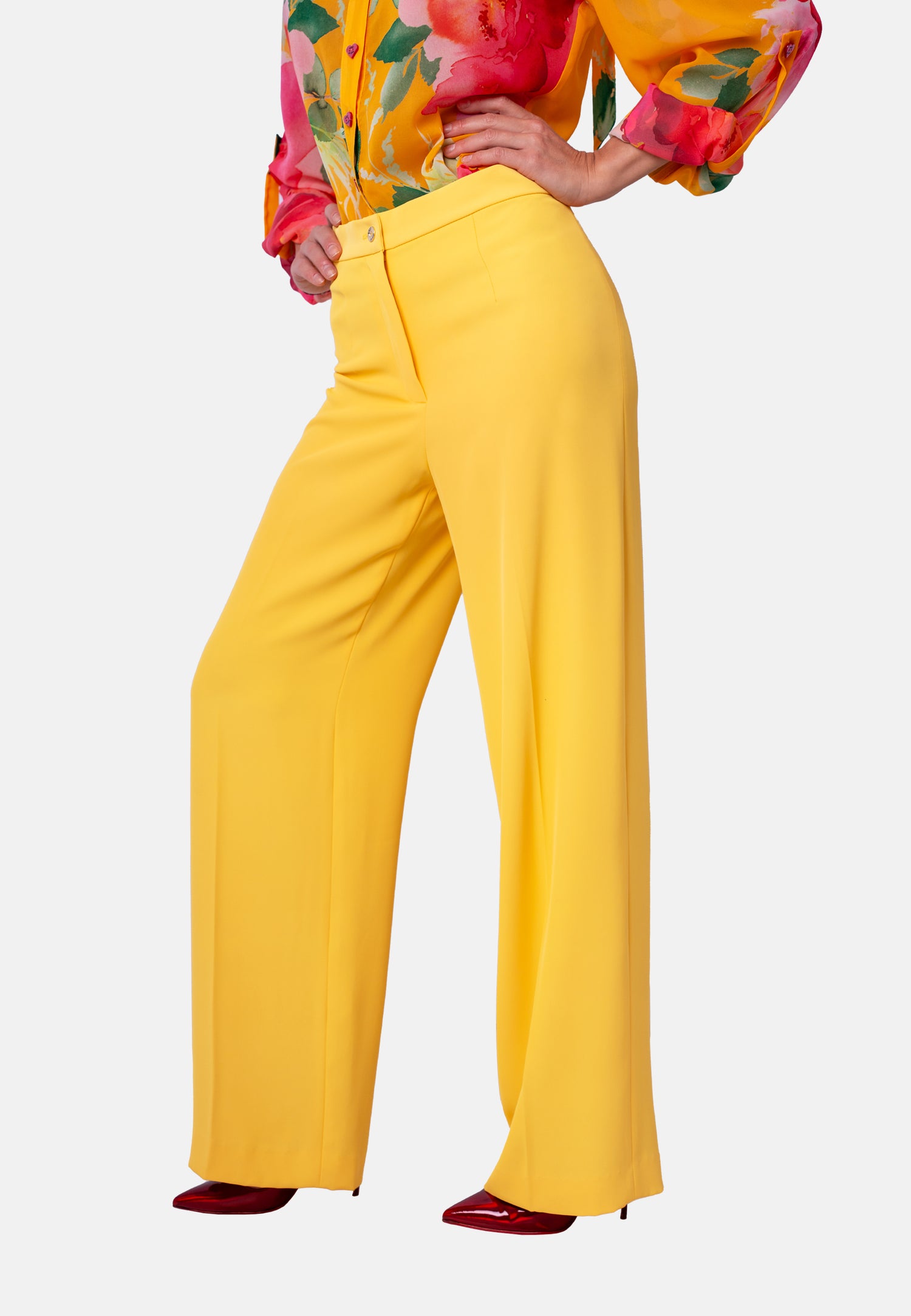 Weite Stoffhose in Gelb