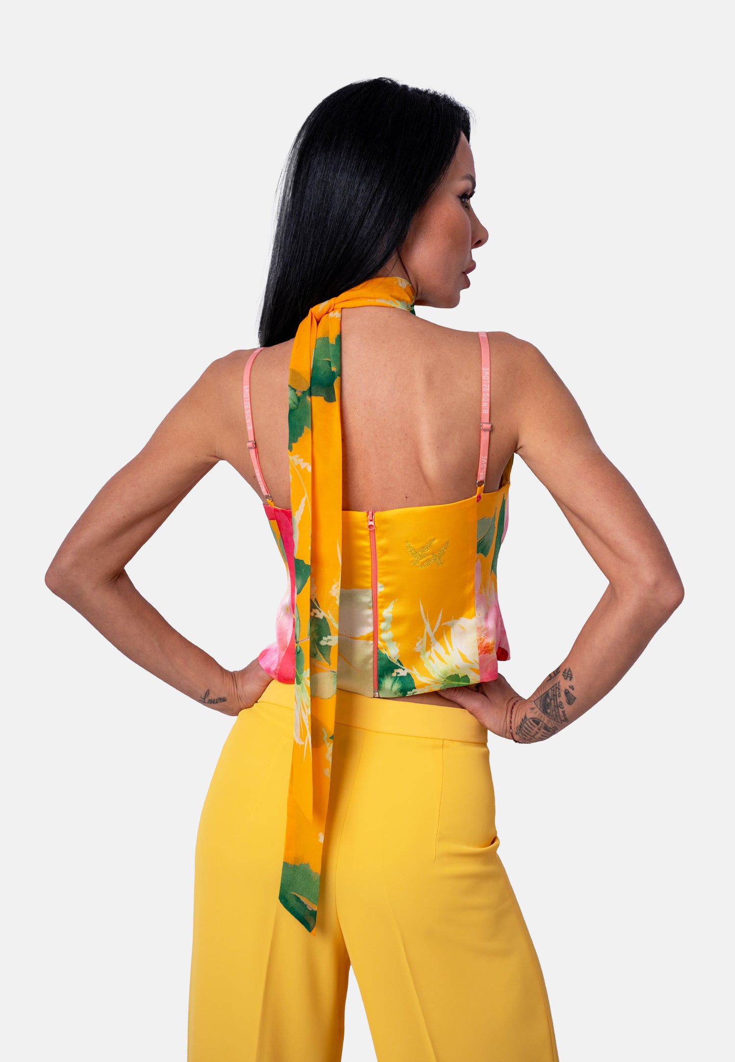 Top mit Blumenprint in Gelb