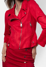 Romy – Kurzjacke aus veganem Wildleder in rot