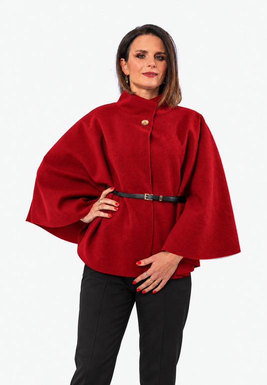 Jacke im Poncho-Stil in Rot